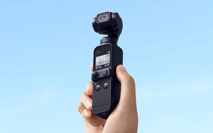 Η σούπερ φορητή κάμερα χειρός που τραβά βίντεο 4Κ και φωτογραφίες 64ΜΡ